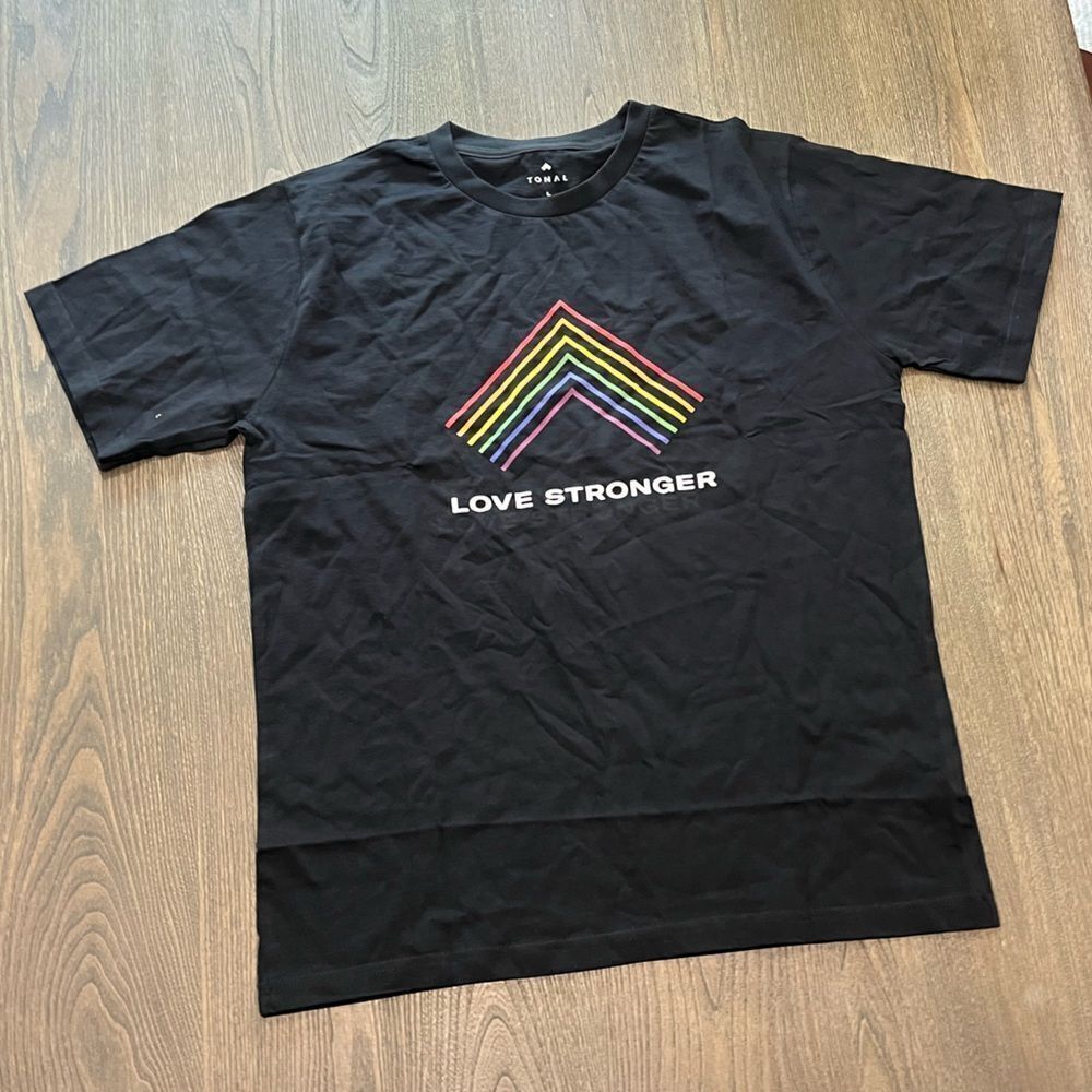 NWOT Tonal Rainbow Love Stronger Black T-Shirt Short Sleeve Size L